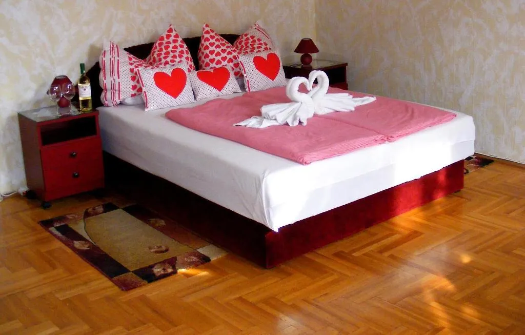 Firstapartments Inn City Center Budapesta 0*,  Ungaria